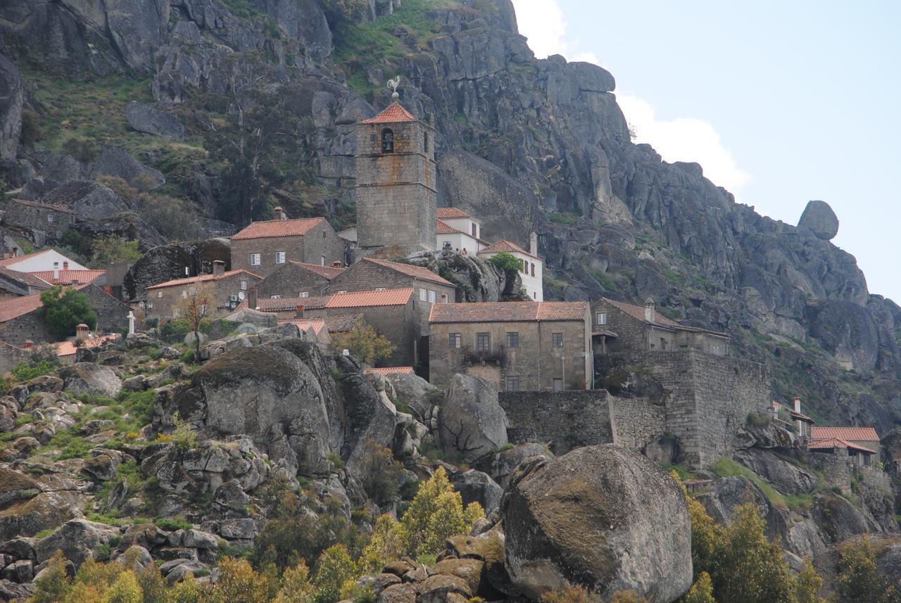 Moradia Familia Escoto Casa vacanze Monsanto